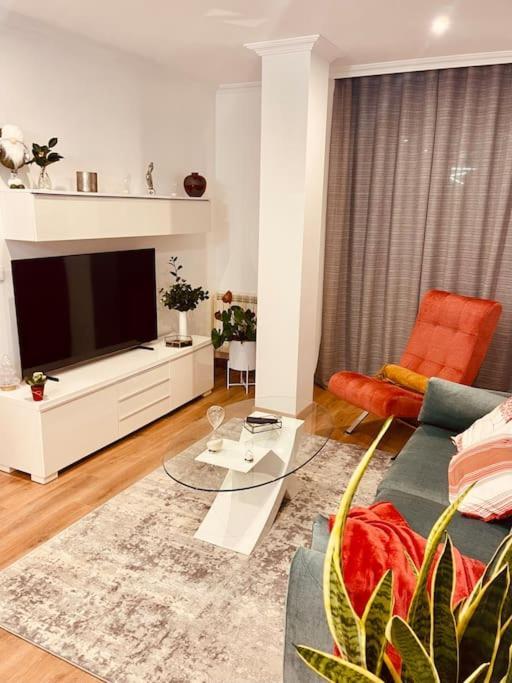 Apartamento Centrico Y De Diseno Con Parking Віго Екстер'єр фото